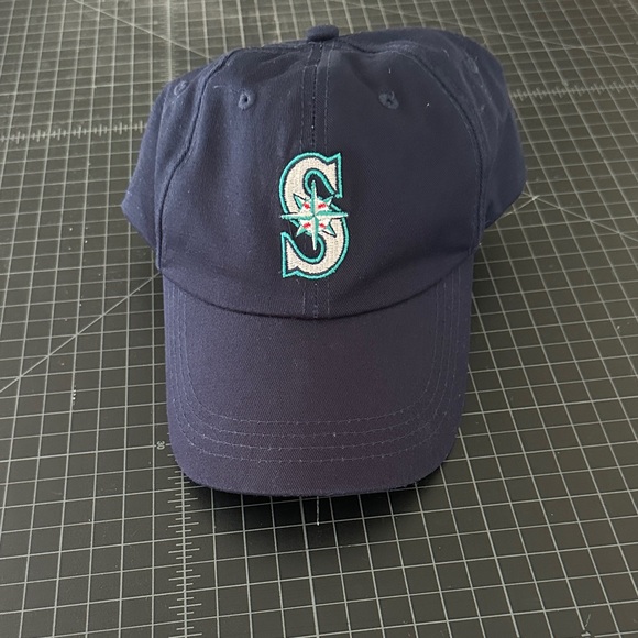Navy Baseball Cap with Embroidered Logo - Picture 1 of 5